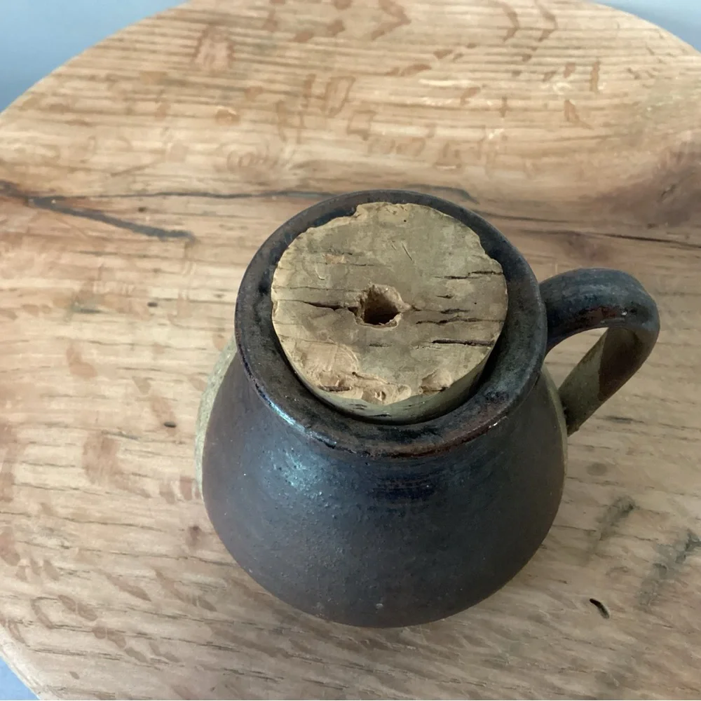 🟤 Vintage - Two Toned Handmade Ceramic Pottery Jar / Creamer / Pitcher - Unique - Picture 6 of 15